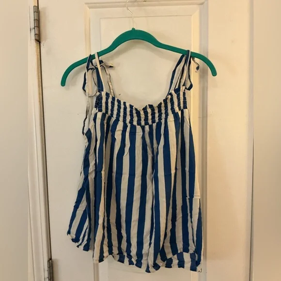 Candace Cameron Bure Blue White Striped Top w/ shoulder ties Medium - Picture 2 of 4